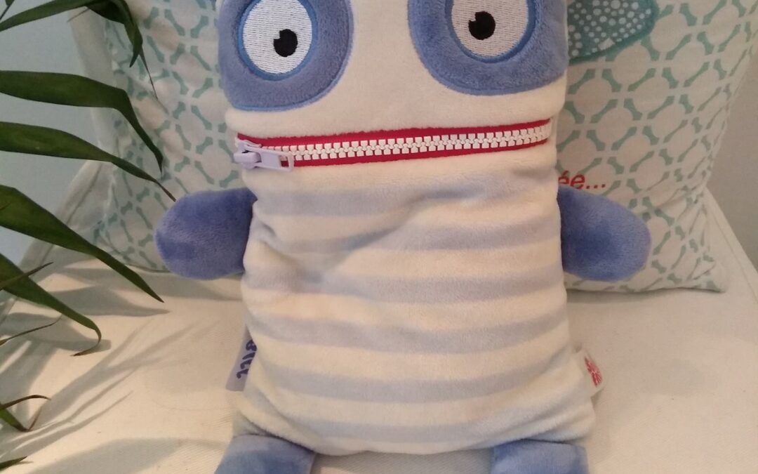 Monsieur Flips, l&rsquo;avale soucis…le doudou qui nous aide.