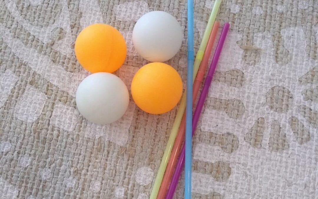 Travailler le souffle : la course de balle de ping pong !