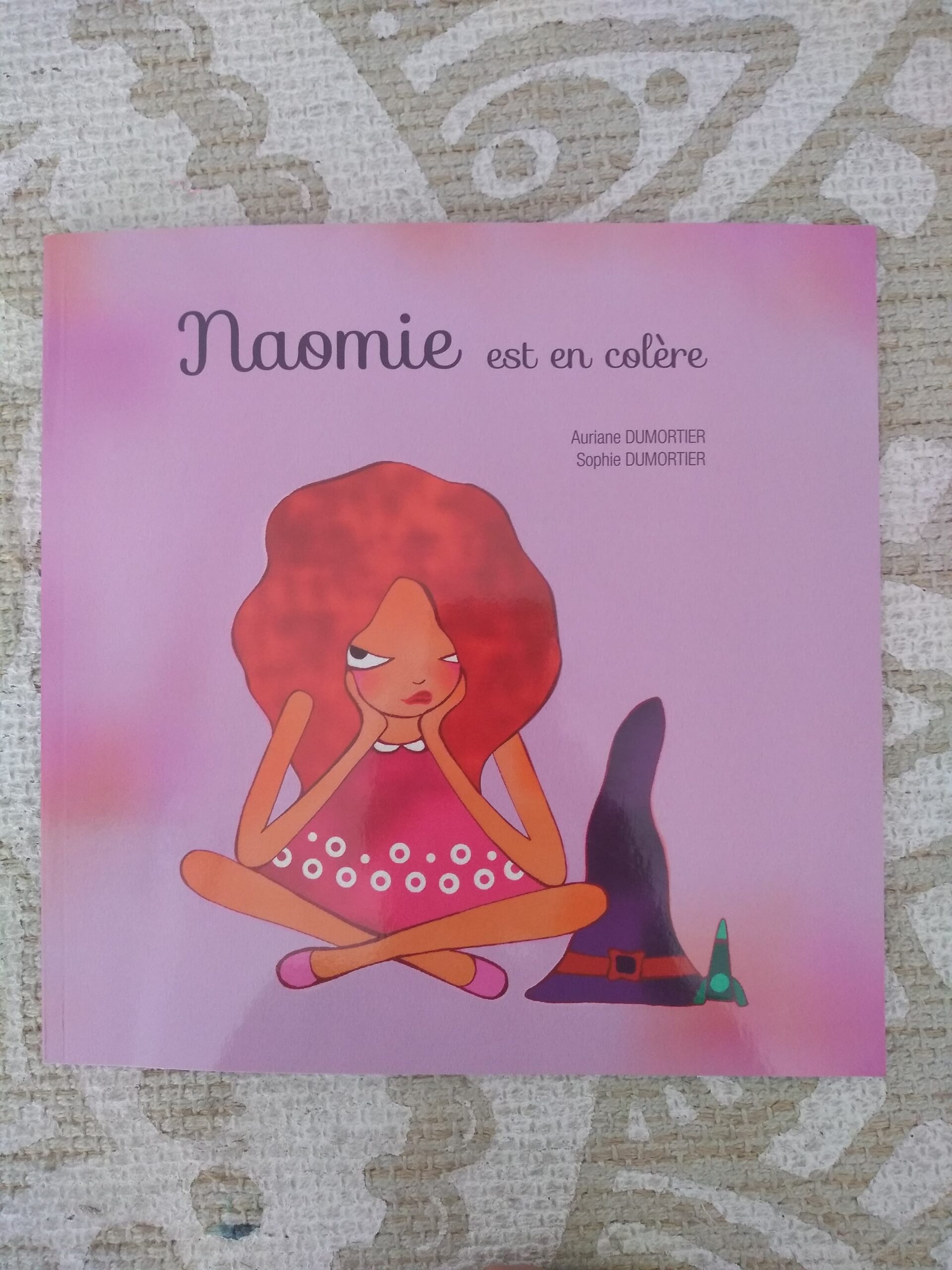 Apprendre à exprimer ses émotions : Naomie est en colère
